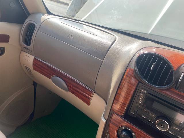 https://images10.gaadi.com/usedgaadi-sellcar/UsedCar/f57c54a6a/8bcbd6ec-3b89-4c3f-a72e-0c0b2edfde0c.jpeg?imwidth=6402