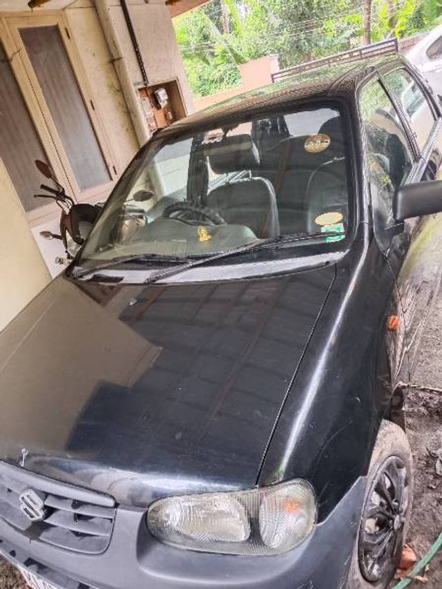 https://images10.gaadi.com/usedgaadi-sellcar/UsedCar/f57cb35da/ced28b96-e359-487e-ad19-c7b8d4da6ef6.jpg?imwidth=6401