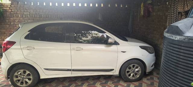 https://images10.gaadi.com/usedgaadi-sellcar/UsedCar/f57cf07ca/fffa7c6a-c33d-431a-a58b-e25c2c1fdeb2.jpg?imwidth=6400