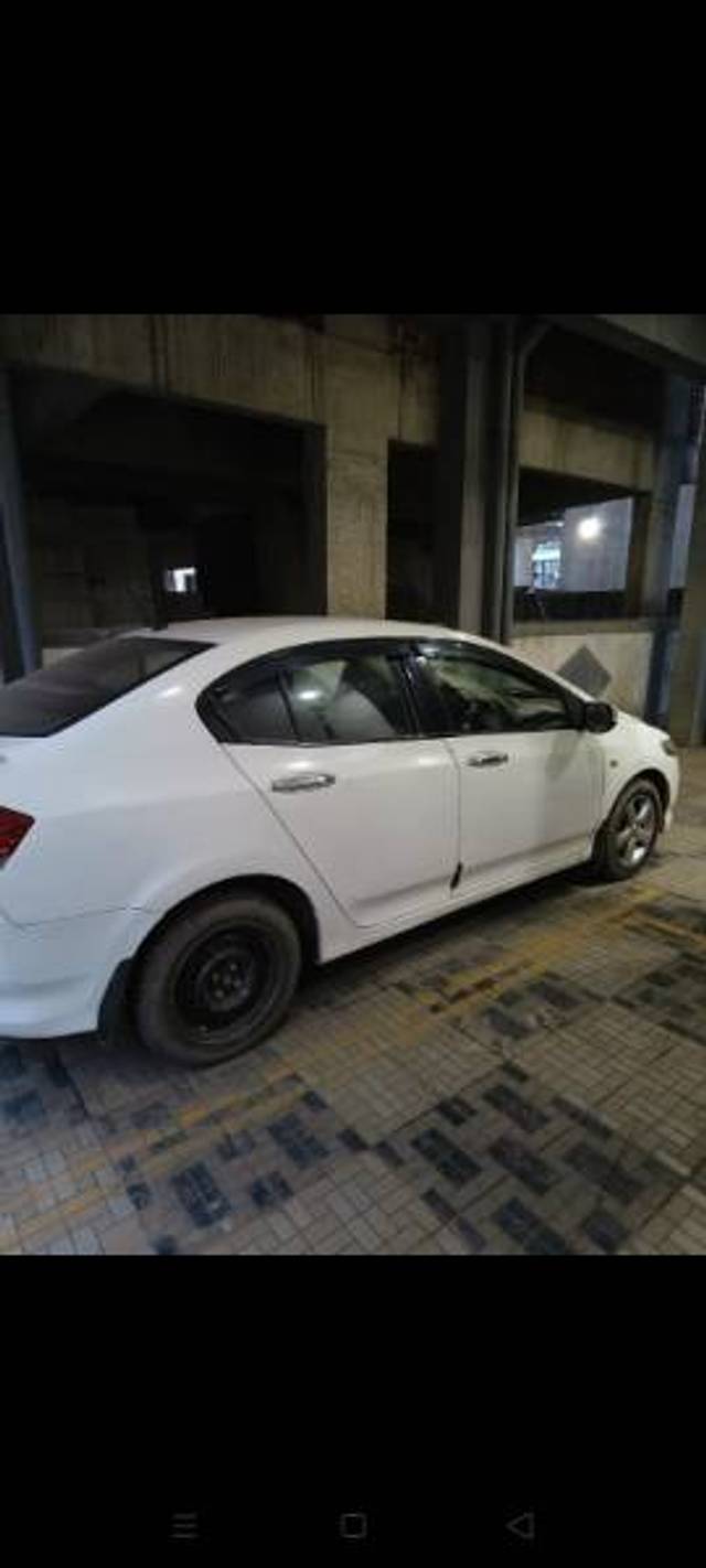 https://images10.gaadi.com/usedgaadi-sellcar/UsedCar/f57d0ec3a/5878e673-4f41-4bd6-b3ca-5edb4a02aa60.jpg?imwidth=6402