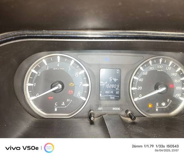 https://images10.gaadi.com/usedgaadi-sellcar/UsedCar/f57d4963a/c9f103cc-4734-413f-9619-6f68b8c2ad88.jpg?imwidth=6402