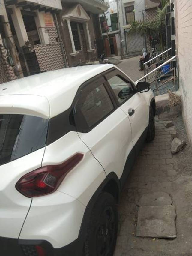 https://images10.gaadi.com/usedgaadi-sellcar/UsedCar/f57dcfcaa/53bd1308-f1ee-408b-9468-5ceb4bd2747b.jpg?imwidth=6401