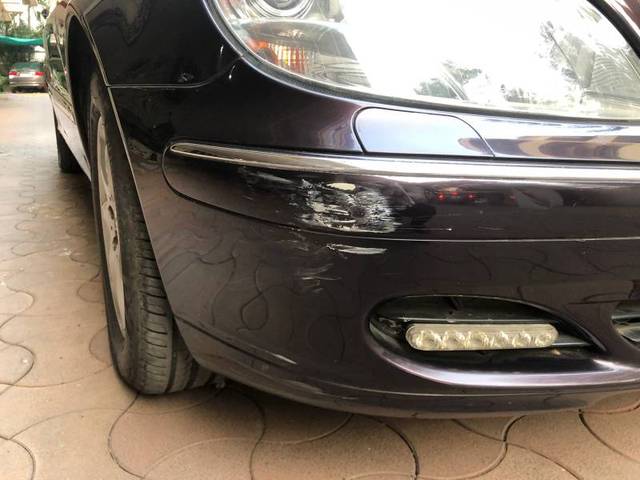 https://images10.gaadi.com/usedgaadi-sellcar/UsedCar/f57f0494a/61d0d053-f6c7-4967-9074-5ae6d3bd0f05.jpg?imwidth=6402