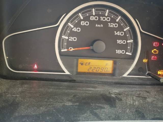 https://images10.gaadi.com/usedgaadi-sellcar/UsedCar/f57f2f23a/66b59a49-de60-44f6-b733-dde14bd4218b.jpg?imwidth=6401