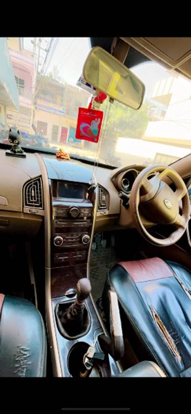 https://images10.gaadi.com/usedgaadi-sellcar/UsedCar/f57f7413a/4e44a2ce-6f62-48c1-92ef-9527044dddef.png?imwidth=6402