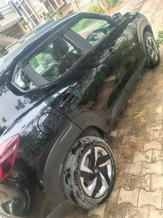 https://images10.gaadi.com/usedgaadi-sellcar/UsedCar/f5800d99a/dfe0eaf8-9775-4f96-982b-a735d1c86e9f.jpg?imwidth=6400