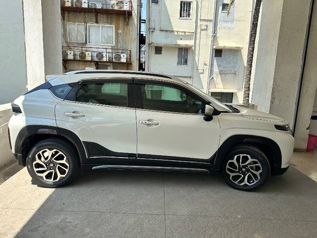 https://images10.gaadi.com/usedgaadi-sellcar/UsedCar/f5804acba/3ea6b33f-1f19-48be-8b37-f6466dd8866c.jpeg?imwidth=6401