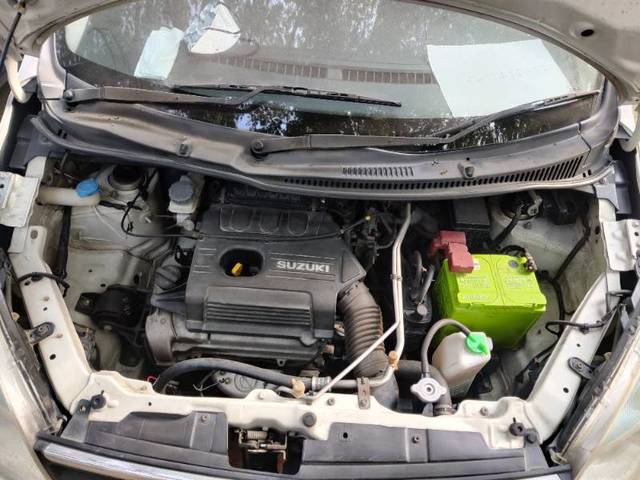 https://images10.gaadi.com/usedgaadi-sellcar/UsedCar/f5809abda/813ceb4b-9137-40ac-af45-9d90b8eb5bf7.jpg?imwidth=6401
