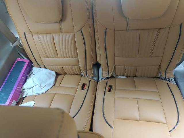 https://images10.gaadi.com/usedgaadi-sellcar/UsedCar/f580f50da/08de6ae1-a5cc-4303-9557-30d9befa4426.jpg?imwidth=6402