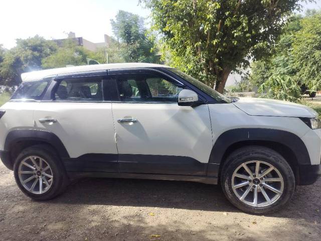 https://images10.gaadi.com/usedgaadi-sellcar/UsedCar/f5817c8aa/5ede29a1-6488-406f-b724-55de985ee69e.jpg?imwidth=6401