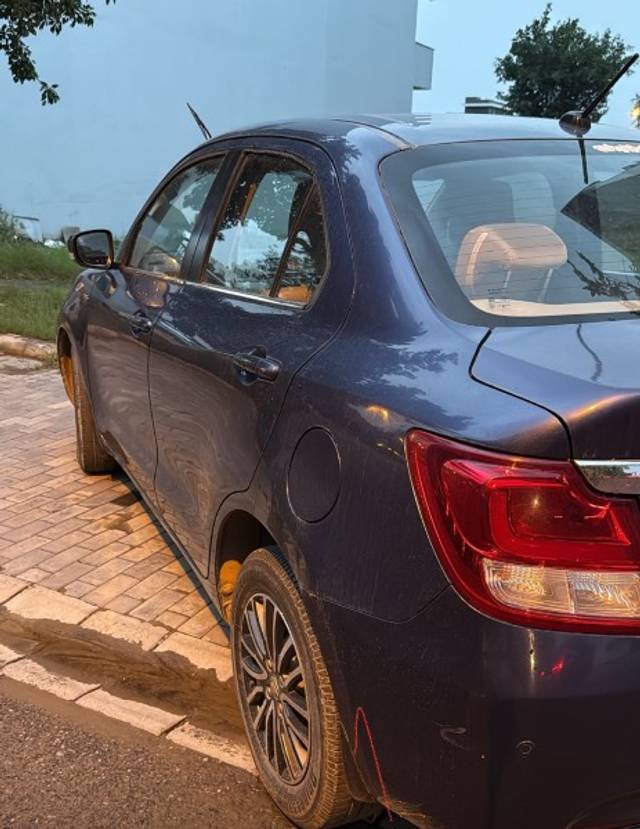 https://images10.gaadi.com/usedgaadi-sellcar/UsedCar/f5819e2ba/b2d56ccc-c8fd-4577-abe6-3a52ecfc7815.jpeg?imwidth=6401