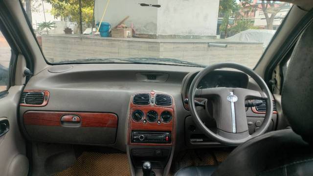 https://images10.gaadi.com/usedgaadi-sellcar/UsedCar/f5829140a/15960c6f-34b4-4c91-8dde-7d0c6ee05b04.jpg?imwidth=6402