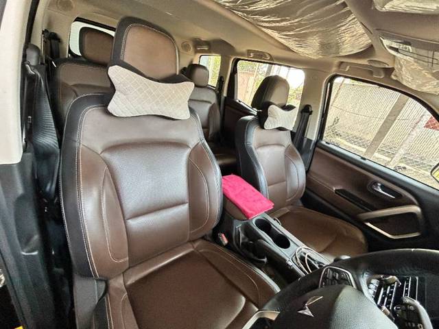 https://images10.gaadi.com/usedgaadi-sellcar/UsedCar/f582f8eba/b18ed9b2-79a3-4b48-a84a-95d9e74bacb6.jpg?imwidth=6401