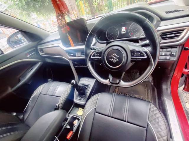 https://images10.gaadi.com/usedgaadi-sellcar/UsedCar/f5831e1ea/a469e84d-29df-4c06-b25d-e3806f85f194.jpg?imwidth=6402