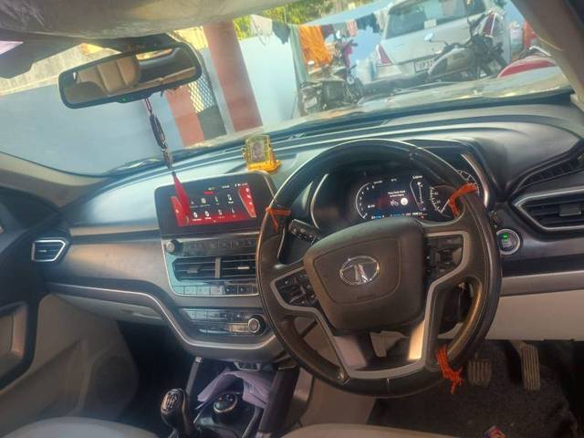 https://images10.gaadi.com/usedgaadi-sellcar/UsedCar/f58357cda/165331fa-bb3f-44e5-bb42-4d5a31f64997.jpg?imwidth=6401
