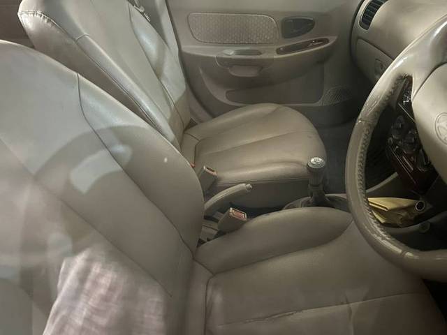https://images10.gaadi.com/usedgaadi-sellcar/UsedCar/f583b4e4a/5b6a684d-9b81-4400-a785-c7b933902b73.jpg?imwidth=6402