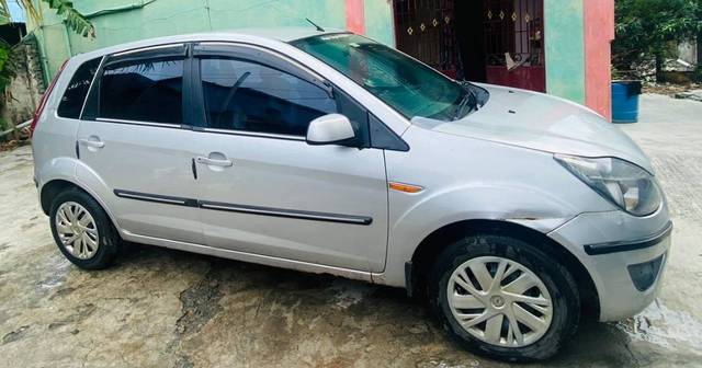 https://images10.gaadi.com/usedgaadi-sellcar/UsedCar/f583e466a/420118e4-c5ff-40b0-8847-4e2fdd4149f3.jpeg?imwidth=6401