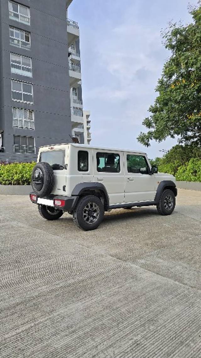 https://images10.gaadi.com/usedgaadi-sellcar/UsedCar/f5848b71a/6c25da79-e4b9-4953-a5aa-ca415203b1bc.jpeg?imwidth=6402