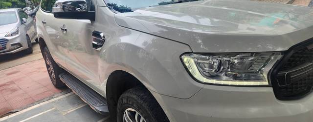 https://images10.gaadi.com/usedgaadi-sellcar/UsedCar/f584c558a/ea1aefe1-bb3d-4a42-9bbf-8c5e146181e0.jpg?imwidth=6402