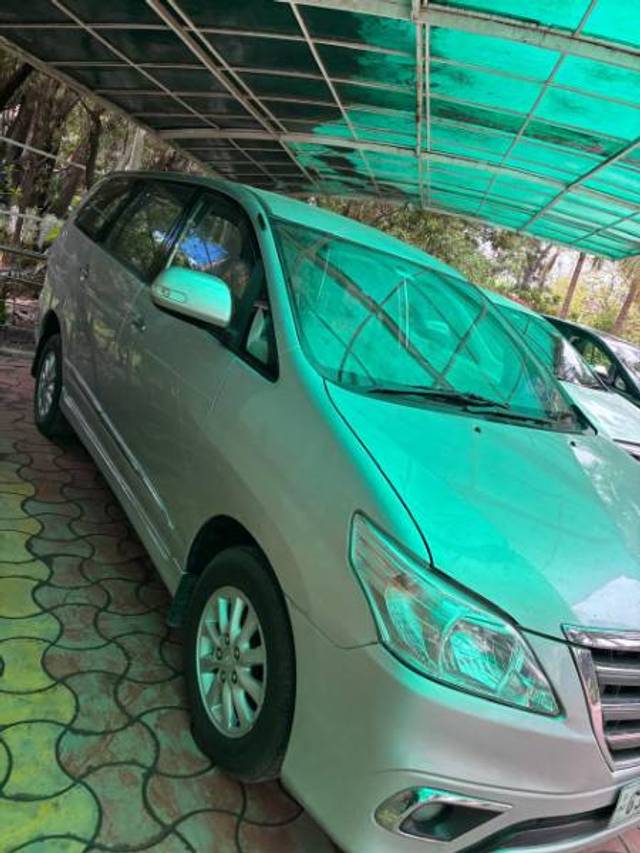 https://images10.gaadi.com/usedgaadi-sellcar/UsedCar/f58504c4a/24301a79-233b-4c3e-bed7-0a1529394d8d.jpg?imwidth=6402