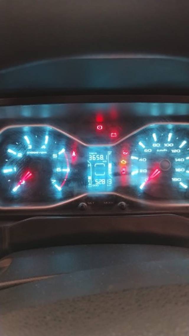 https://images10.gaadi.com/usedgaadi-sellcar/UsedCar/f5857cd4a/31370810-f8a7-4ec6-8661-97854ecc5d97.jpeg?imwidth=6402