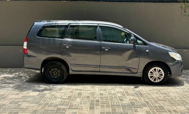 https://images10.gaadi.com/usedgaadi-sellcar/UsedCar/f5857f56a/13ca13d7-8ae3-4ce8-8d43-317aa58fde32.jpeg?imwidth=6401