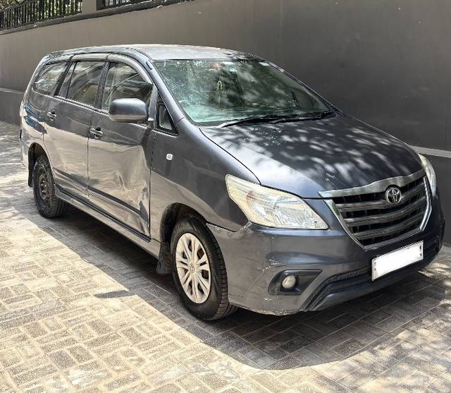 https://images10.gaadi.com/usedgaadi-sellcar/UsedCar/f5857f56a/46a00345-1843-4c92-bc7f-cb47fa12749f.jpeg?imwidth=6400