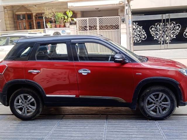 https://images10.gaadi.com/usedgaadi-sellcar/UsedCar/f5859fb2a/ba0335be-6fa6-4698-b153-069e282661ee.jpeg?imwidth=6401