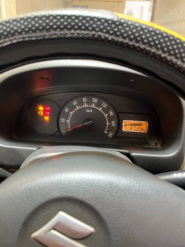 https://images10.gaadi.com/usedgaadi-sellcar/UsedCar/f5873eb1a/f6287d05-d175-48b3-b745-a740d271b599.HEIC?imwidth=6402