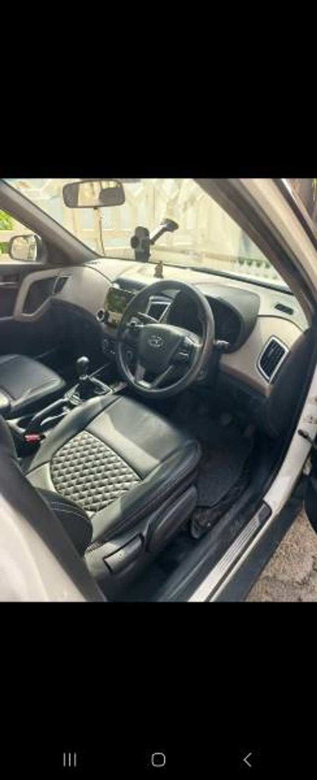 https://images10.gaadi.com/usedgaadi-sellcar/UsedCar/f58772dda/286fcb53-03c7-45a1-a3f5-f8e866b42b55.jpg?imwidth=6401