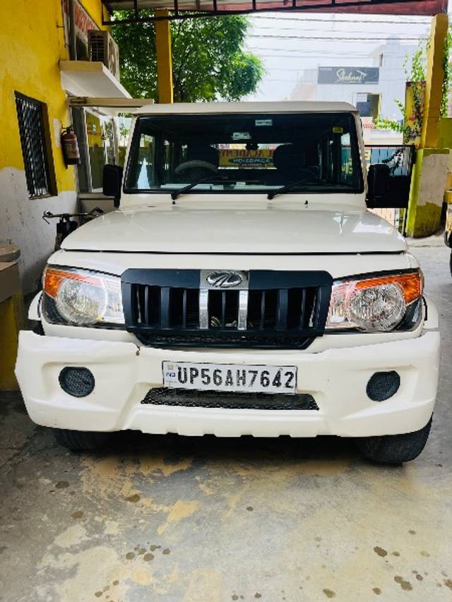 https://images10.gaadi.com/usedgaadi-sellcar/UsedCar/f588de3ea/3e88147c-e1d2-4a22-9400-180cb3357489.jpeg?imwidth=6400