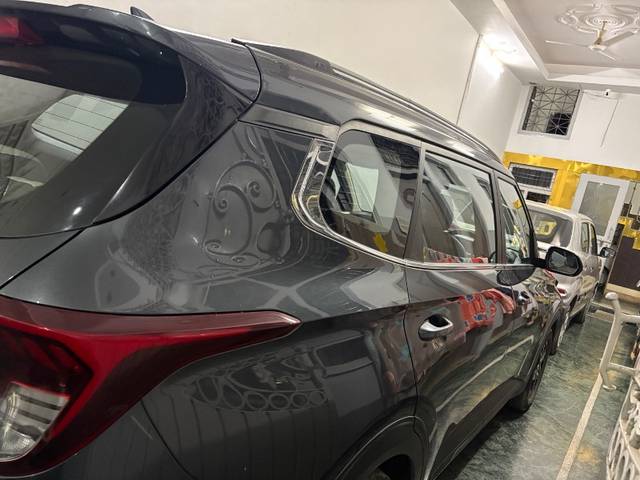 https://images10.gaadi.com/usedgaadi-sellcar/UsedCar/f58981f0a/cf2c842a-9cff-43de-9eac-a8094837ddf1.jpeg?imwidth=6401