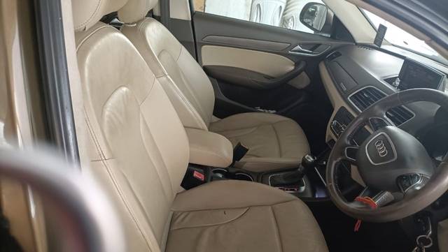 https://images10.gaadi.com/usedgaadi-sellcar/UsedCar/f589914ca/946b06e1-de07-42ec-a1f7-40de82779ee0.jpg?imwidth=6402