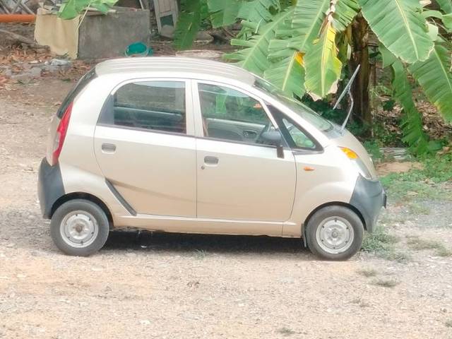 https://images10.gaadi.com/usedgaadi-sellcar/UsedCar/f589a09da/36f643f1-06fc-4c97-81de-b2afc05ca751.jpg?imwidth=6400