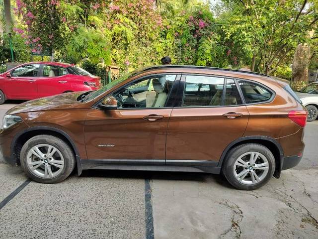 https://images10.gaadi.com/usedgaadi-sellcar/UsedCar/f589b8eca/d1288145-18d4-4e18-a51f-fc2cd5e36560.jpeg?imwidth=6402