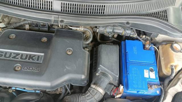 https://images10.gaadi.com/usedgaadi-sellcar/UsedCar/f58a4fe9a/d3322449-e825-4087-8bf7-5b50dd13f001.jpg?imwidth=6402