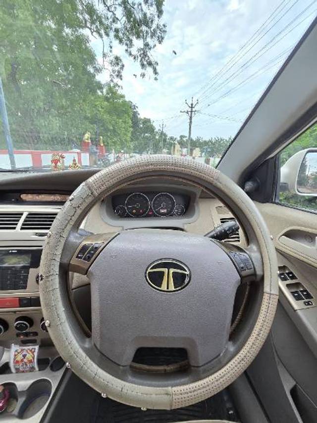 https://images10.gaadi.com/usedgaadi-sellcar/UsedCar/f58a657ca/eea13b6b-3e5b-442a-a4ac-6a2e621c779b.jpg?imwidth=6402