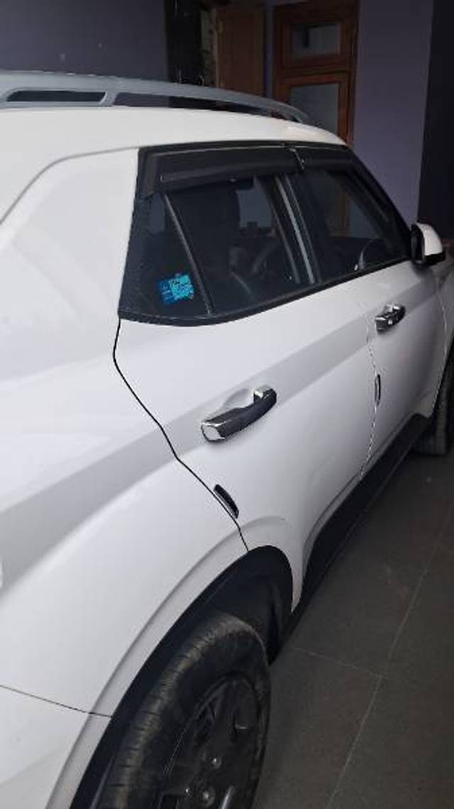 https://images10.gaadi.com/usedgaadi-sellcar/UsedCar/f58a96fea/fceb4e04-bc7d-463d-9b96-c86e361668e5.jpg?imwidth=6400