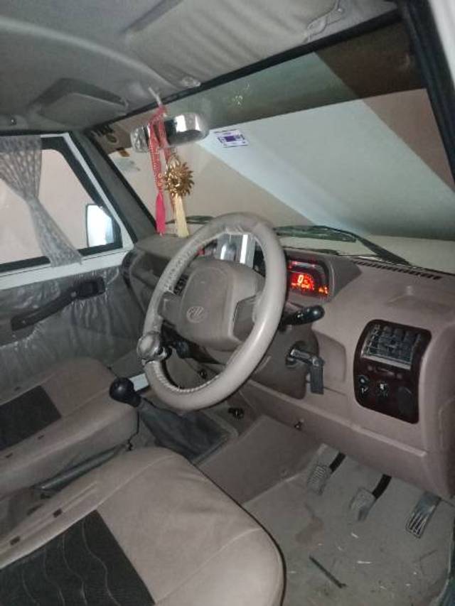 https://images10.gaadi.com/usedgaadi-sellcar/UsedCar/f58b3e7da/88127cff-e136-4c7f-9771-8aa84f5a5a2f.jpg?imwidth=6402