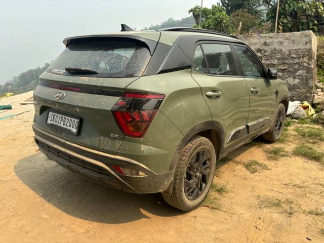 https://images10.gaadi.com/usedgaadi-sellcar/UsedCar/f58b97eca/e72dc053-e57c-4af7-a90f-96a5c5a6e9eb.jpeg?imwidth=6402