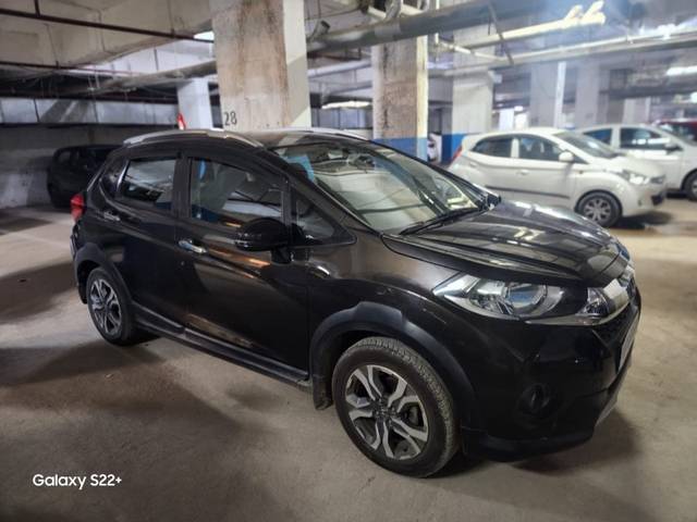 https://images10.gaadi.com/usedgaadi-sellcar/UsedCar/f58bfbc7a/d38fd995-ea24-4cef-bdc3-d000325d9f46.jpeg?imwidth=6400