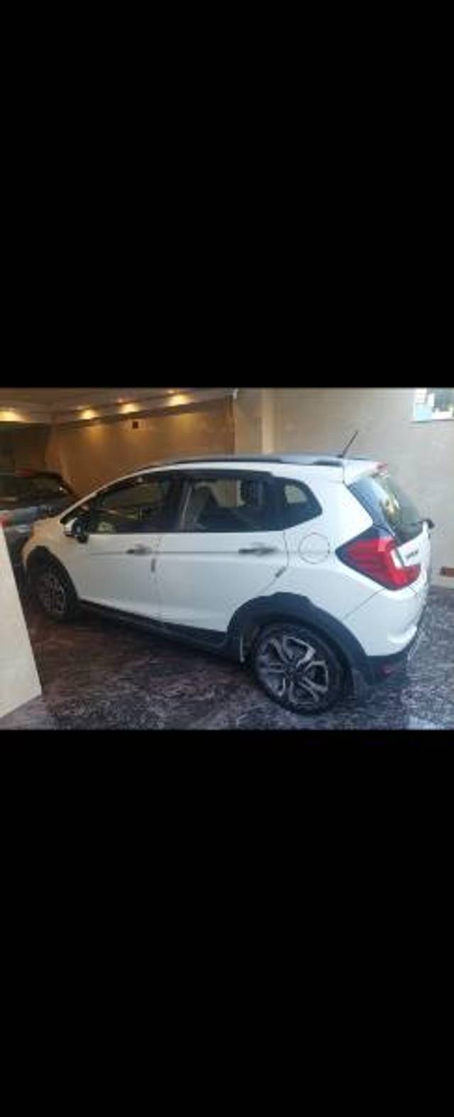https://images10.gaadi.com/usedgaadi-sellcar/UsedCar/f58c59d0a/962874d7-686e-4842-aba4-a90cc99cbf8c.jpg?imwidth=6402