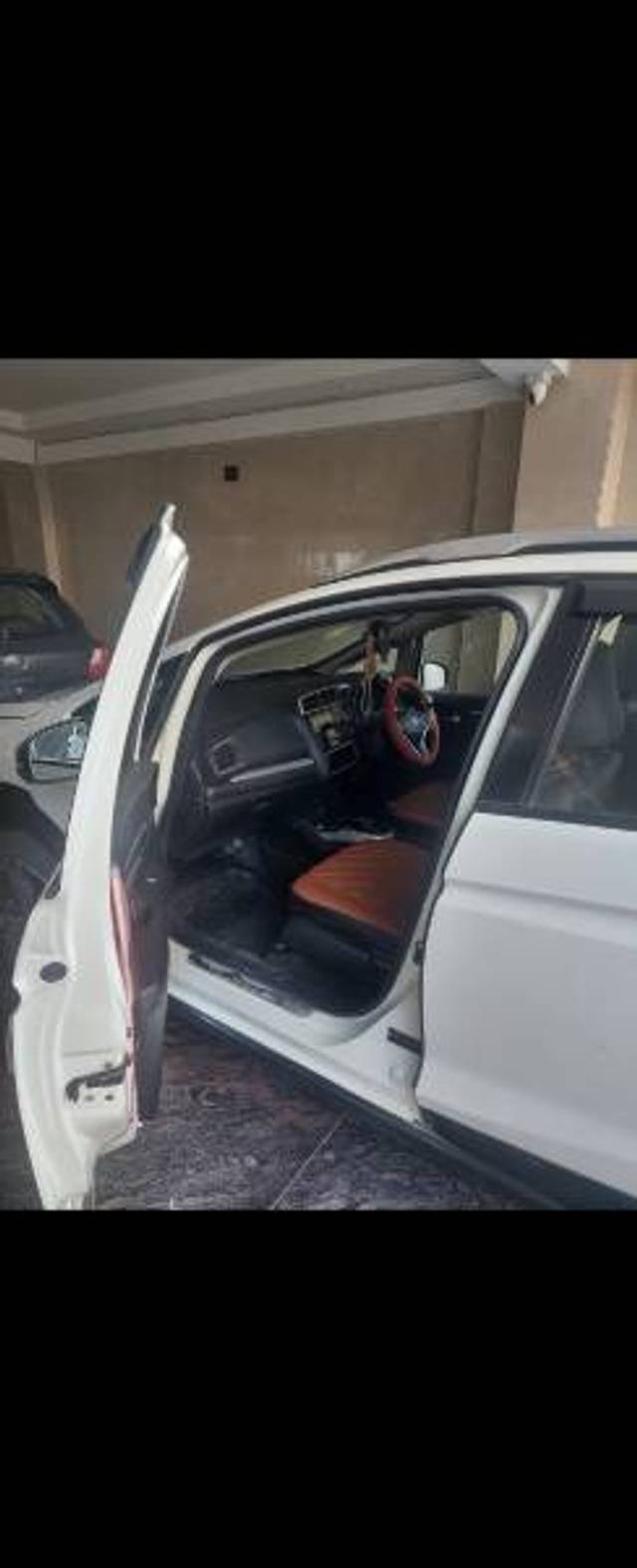 https://images10.gaadi.com/usedgaadi-sellcar/UsedCar/f58c59d0a/e188055a-85b7-452e-89fd-eb0906652a52.jpg?imwidth=6401