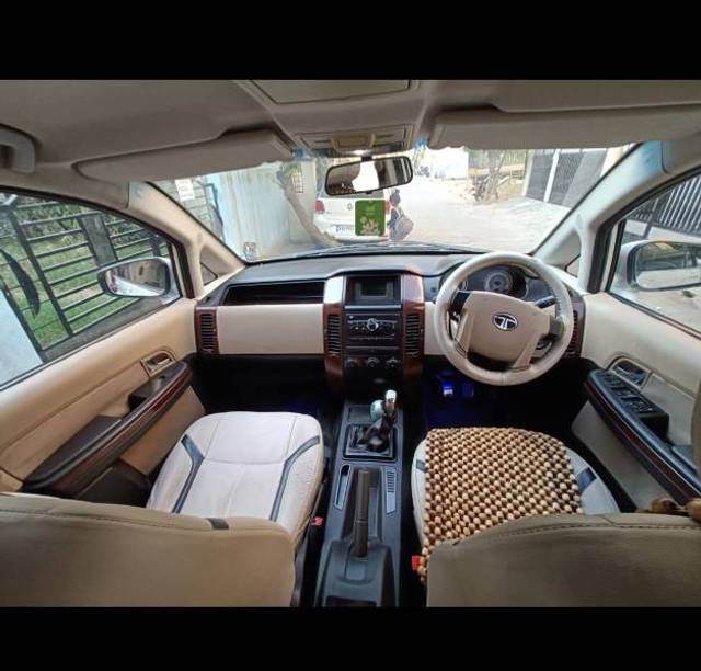 https://images10.gaadi.com/usedgaadi-sellcar/UsedCar/f58cf54ea/4c500606-7cec-4a01-bf98-4a8d4e621185.jpg?imwidth=6402