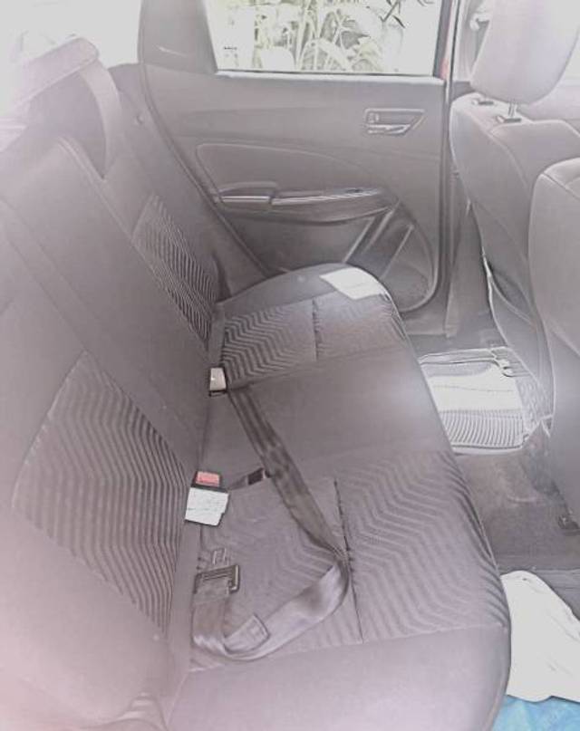 https://images10.gaadi.com/usedgaadi-sellcar/UsedCar/f58d3724a/ae314232-2ab0-4bbe-90cf-db4e82c86e56.jpg?imwidth=6402