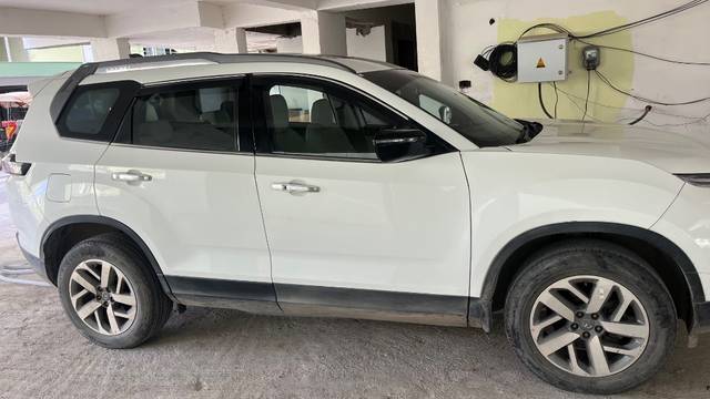 https://images10.gaadi.com/usedgaadi-sellcar/UsedCar/f58e080da/e2699faf-f160-4a9a-b288-639f9e1a609b.jpeg?imwidth=6401