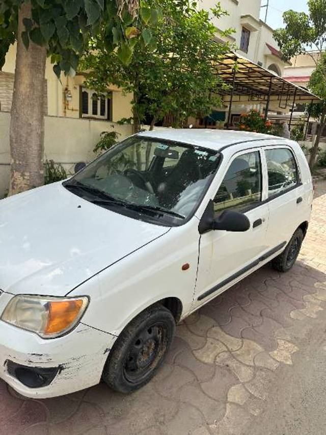 https://images10.gaadi.com/usedgaadi-sellcar/UsedCar/f58e9ee5a/63315dd5-e6a5-4c2b-8c58-a73fefb2322e.jpeg?imwidth=6400