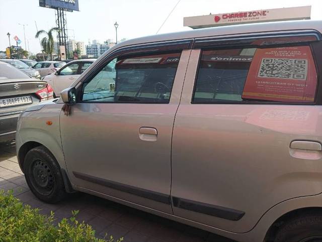 https://images10.gaadi.com/usedgaadi-sellcar/UsedCar/f58ecbeaa/5bb41333-0725-4941-94e3-ea8c5bef0e6a.jpg?imwidth=6402