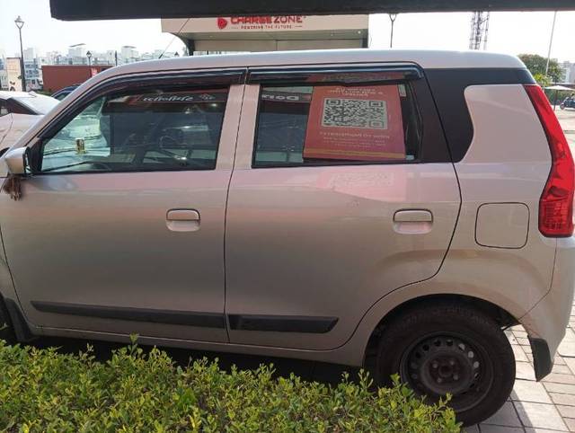 https://images10.gaadi.com/usedgaadi-sellcar/UsedCar/f58ecbeaa/d5c20a37-9c77-4ee7-973a-a188b464548e.jpg?imwidth=6401