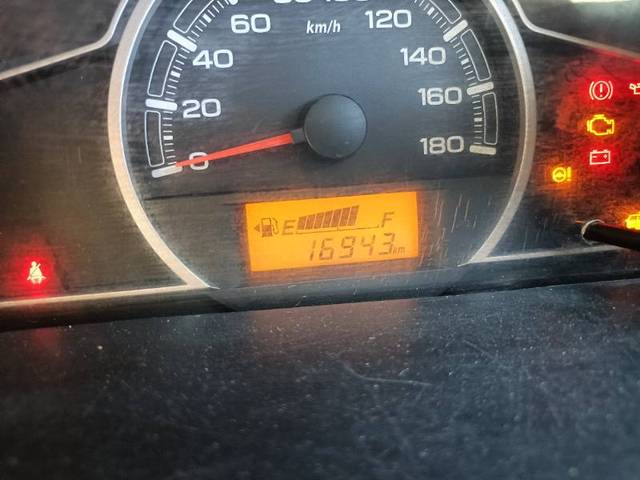 https://images10.gaadi.com/usedgaadi-sellcar/UsedCar/f58f600ea/fe18ef1d-fdfb-44e3-a261-38c224854a47.jpg?imwidth=6401